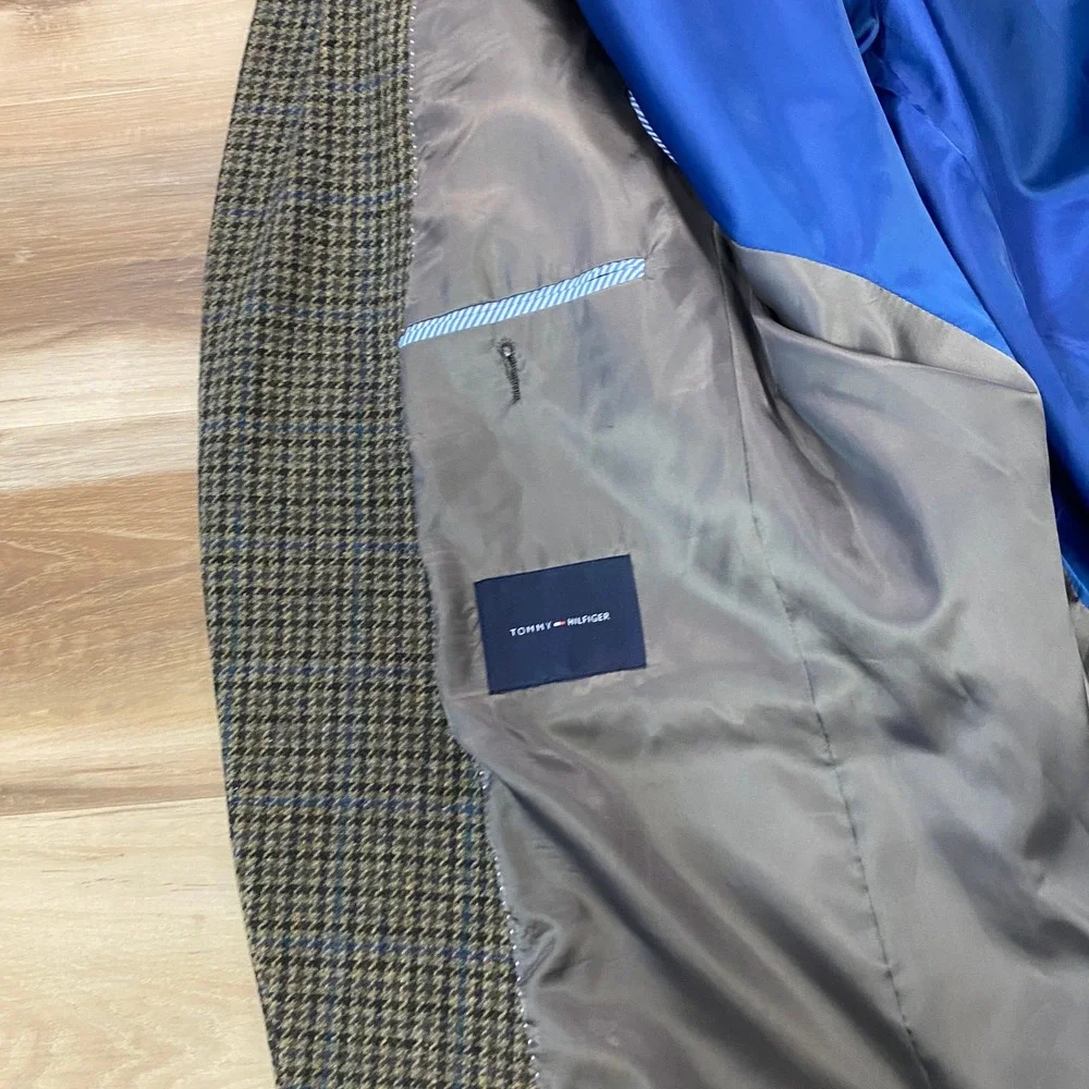 Tommy Hilfiger worsted wool